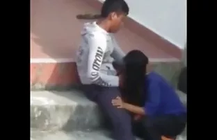 XXX لولا سكسي مترحم لاول مرة لها في فيلم إباحي و مارست الجنس مع اثنين من الأزواج