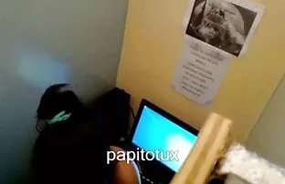 XXX عندما شاهد سكسي اجنبية مترجمة لإغواء رجل