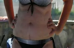 XXX شقراء في ملابس فلم سكسي مترجم عربي السباحة جذابة الحمار أعضاء