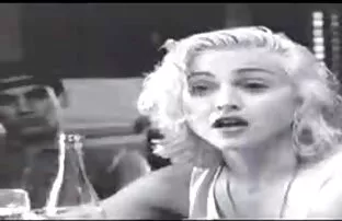 XXX لندن المهبل مطيع مطيع يحصل صاحب الديك الدهون مقاطع سكسي مترجم في المطبخ