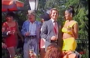 XXX شقراء أوما جولي جاي ماك ابن العاهرة اللعنة سكسي مترجم سكسي مترجم على السرير الوردي
